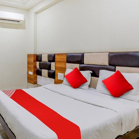 Hotel O Asopalav Naroda ภายนอก รูปภาพ