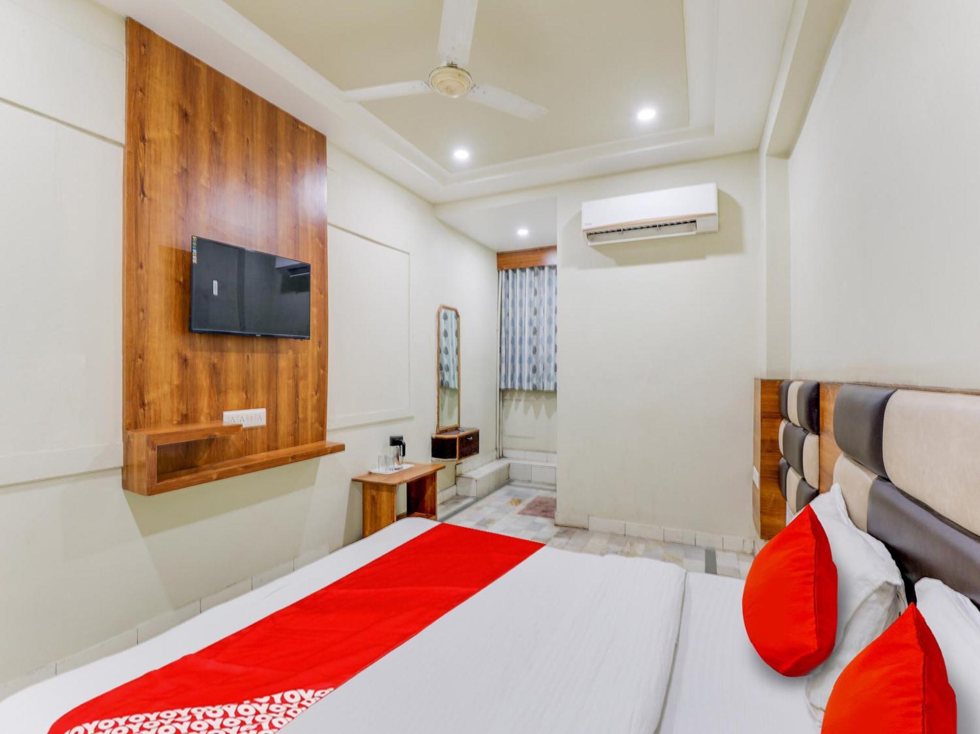 Hotel O Asopalav Naroda ภายนอก รูปภาพ